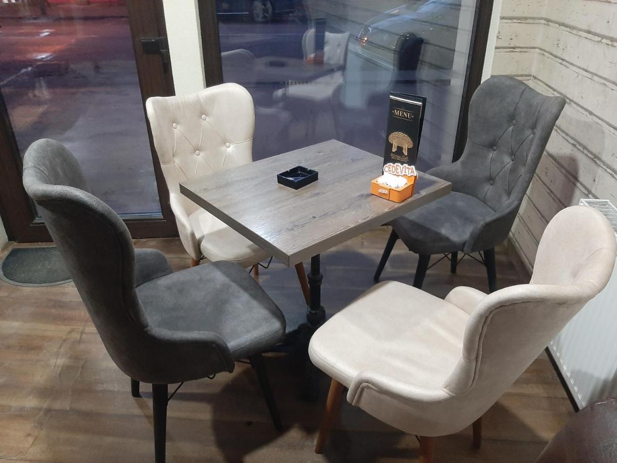 Bed&Breakfast Intermezzo Caffe Kikinda ภายนอก รูปภาพ