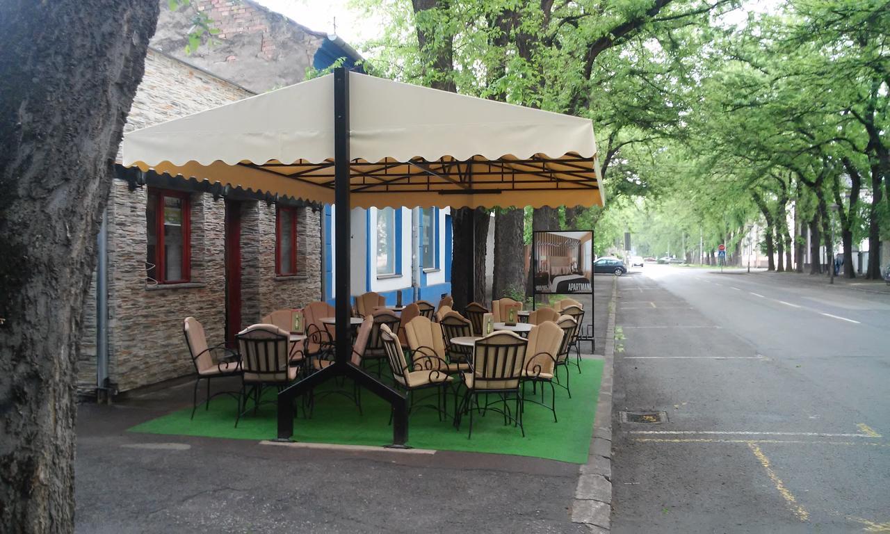 Bed&Breakfast Intermezzo Caffe Kikinda ภายนอก รูปภาพ