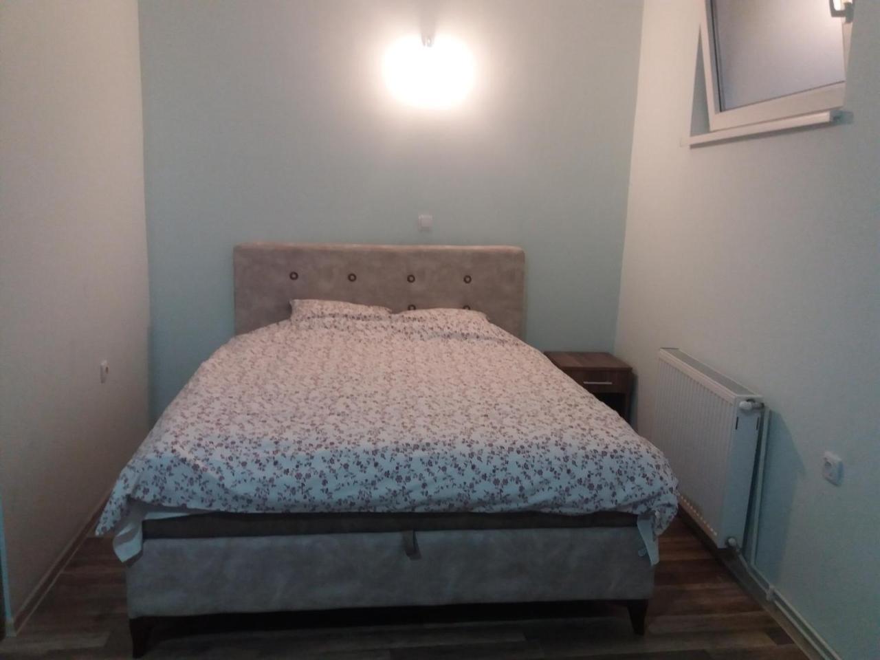 Bed&Breakfast Intermezzo Caffe Kikinda ภายนอก รูปภาพ